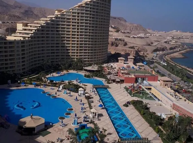 Porto Sokhna Pyramid Chalet Family Only 3 Apartahotel