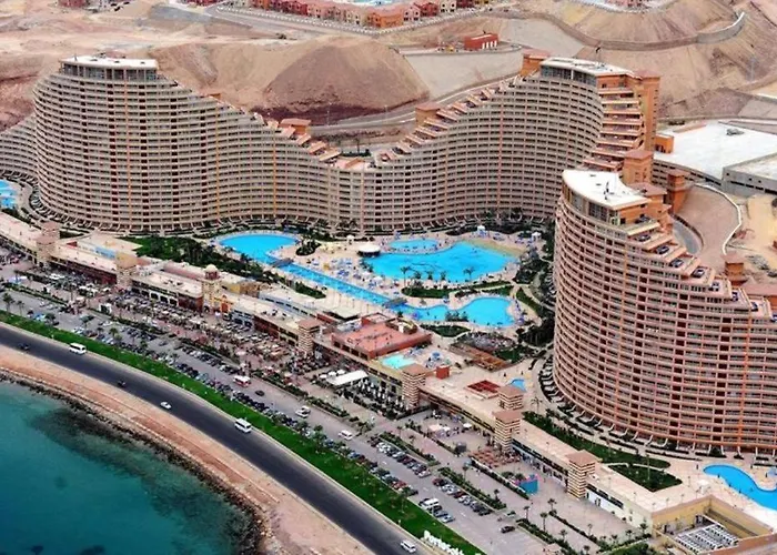 Porto Sokhna Pyramid Chalet Family Only 3 Apartahotel
